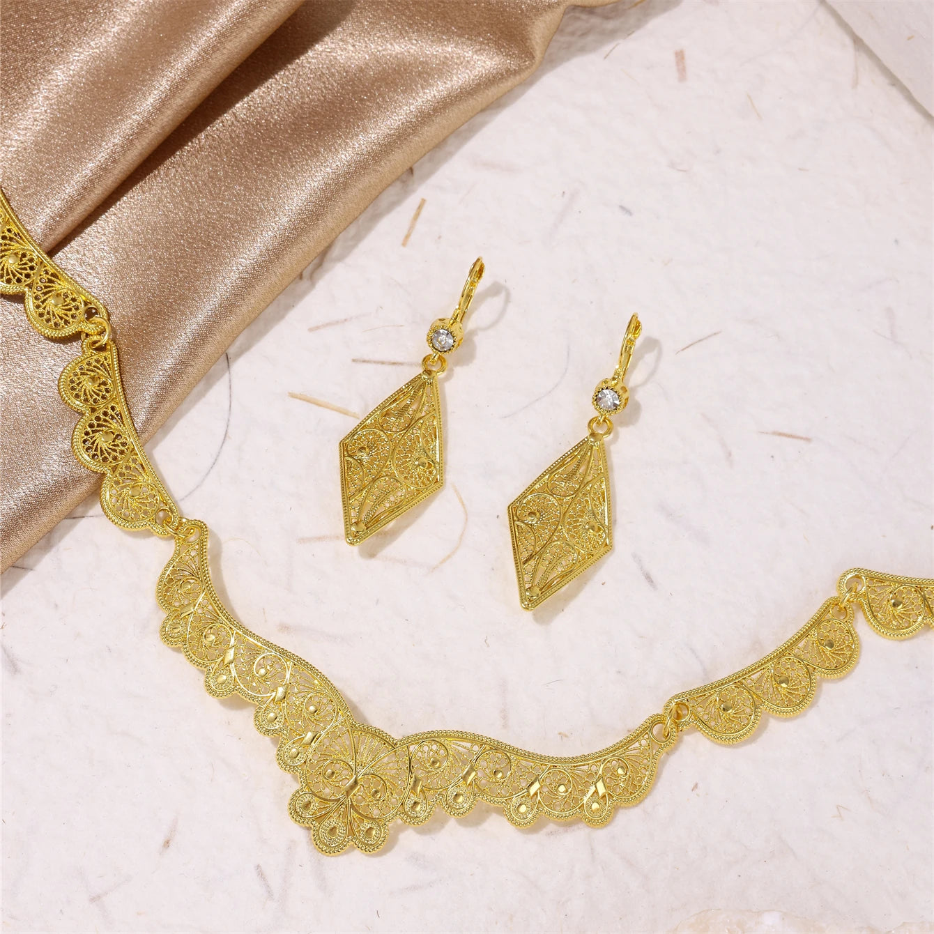 Elegant Wedding Jewelry Necklace Earrings Set